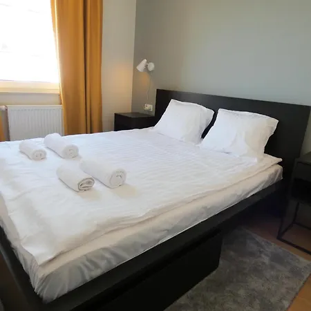 Rentplanet - Brnenska Apartamento